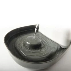 Savic Trinkbrunnen Cascade -Ruffwear Magasin c9249075cc1491cdc59429c9b7d21a41c3eecf5c 0b2eb358c918624e7660afc4cfbaf09f20e0745a